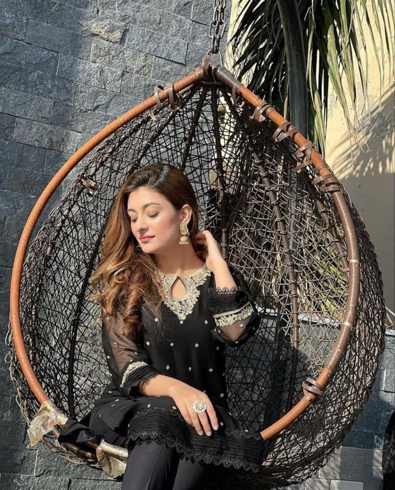 Black dress of Hania Amir in new style